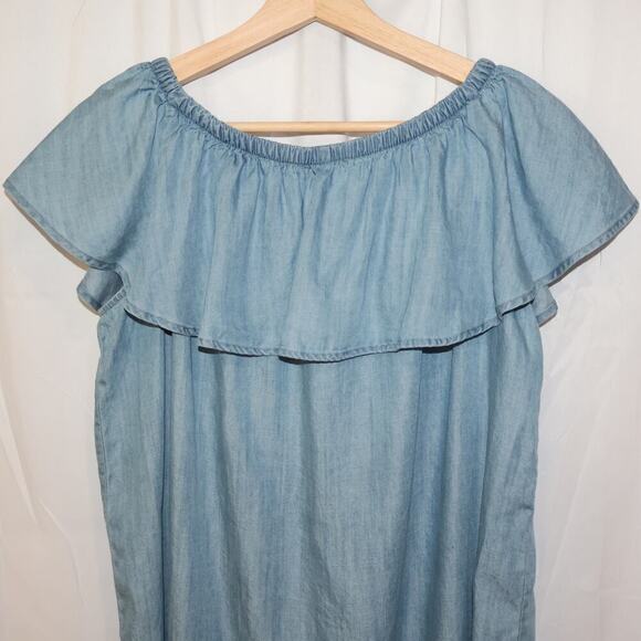 NWT Hinge Top One Size Blue Chambray Ruffled Elastic Neck - Picture 9 of 15